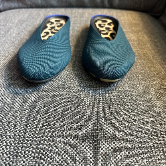 Rothy's Almond Demi. Size 8. - Picture 2 of 4